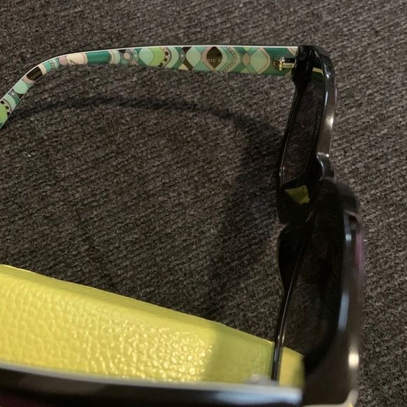 Emilio Pucci EP97 02C  BLACK W/Emerald Green Gaiola Print Sunglasses W Case - Picture 5 of 9